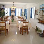 Thira Szálloda Fíra
