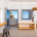Hotel Thira
