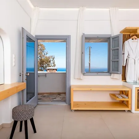 Hotel Thira