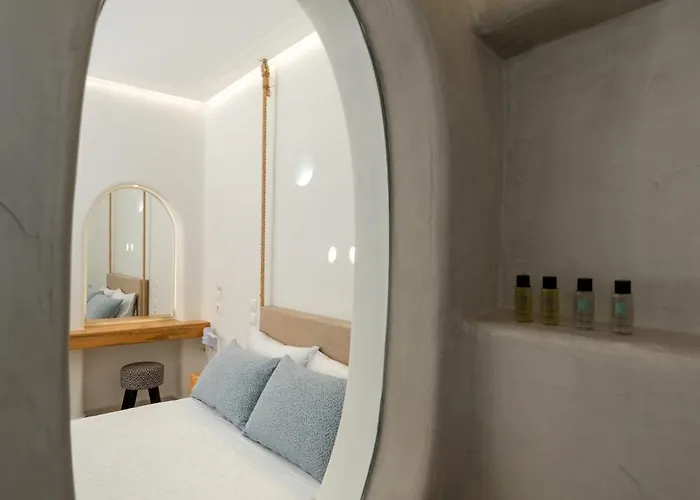 Hotel Thira Fira (Santorini)